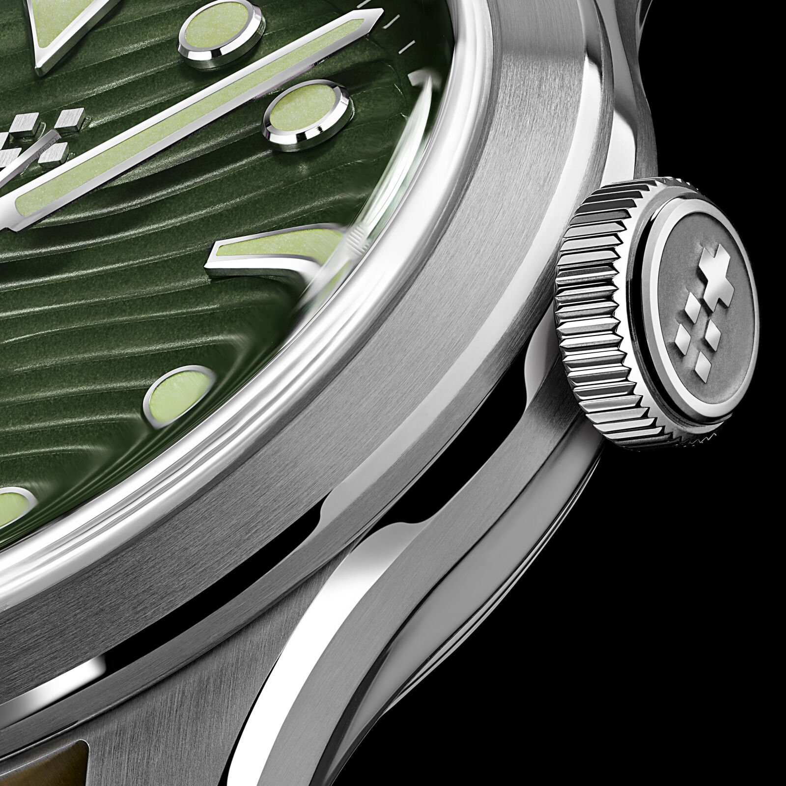 Christopher Ward C65 Dune Aeolian side profile with box sapphire crystal