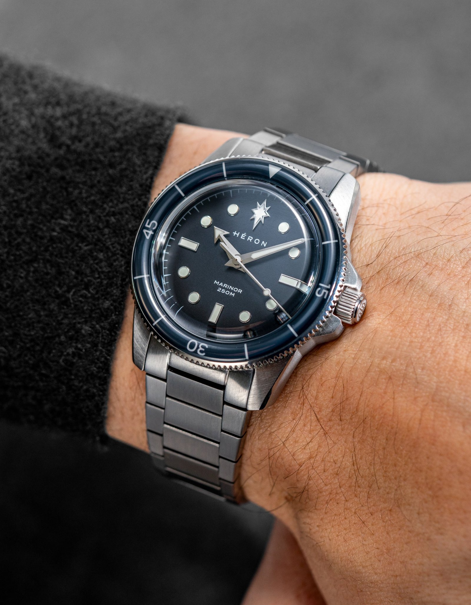 Héron Marinor Gen II on wrist (39mm)