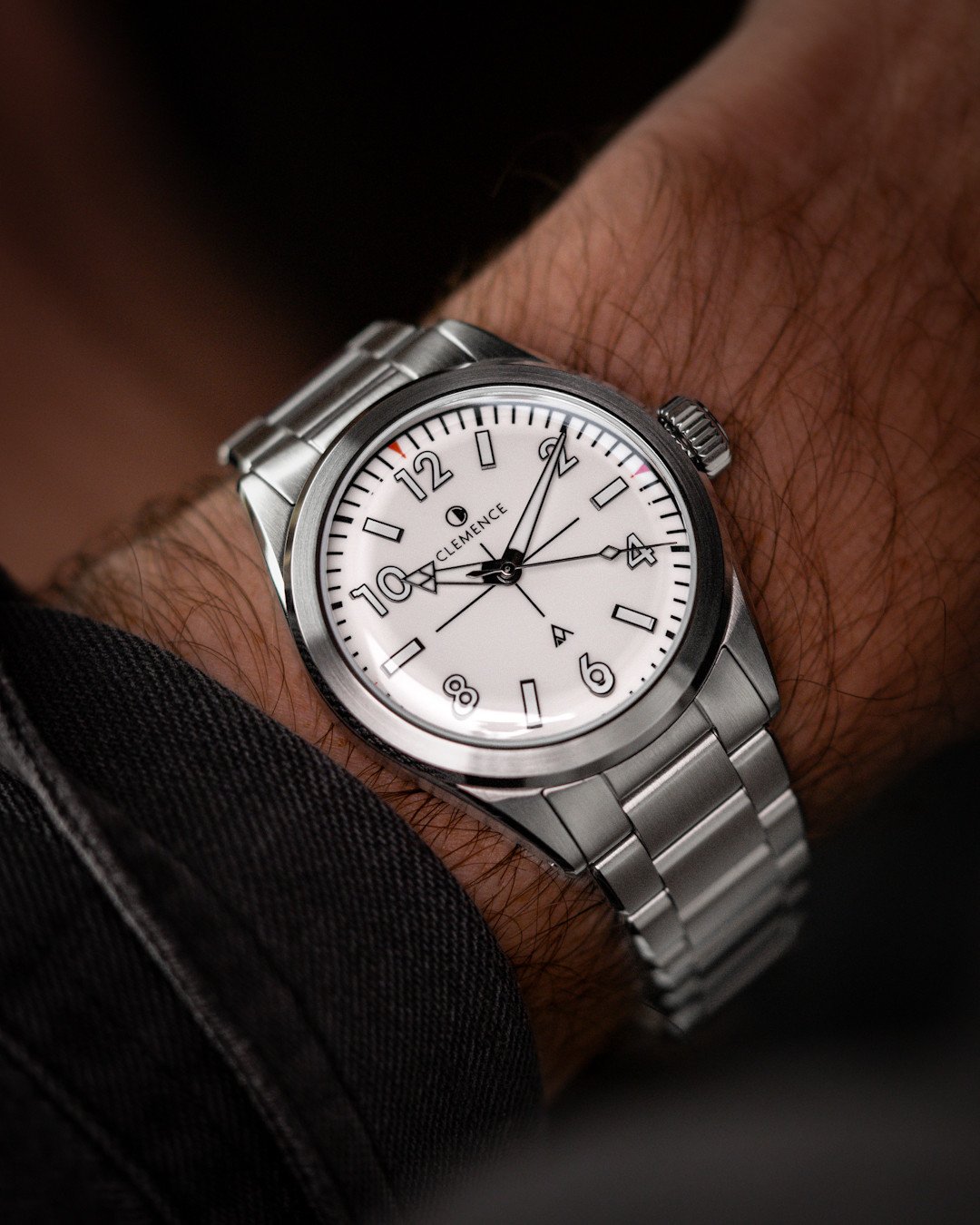 Clemence Munro field watch (official image)