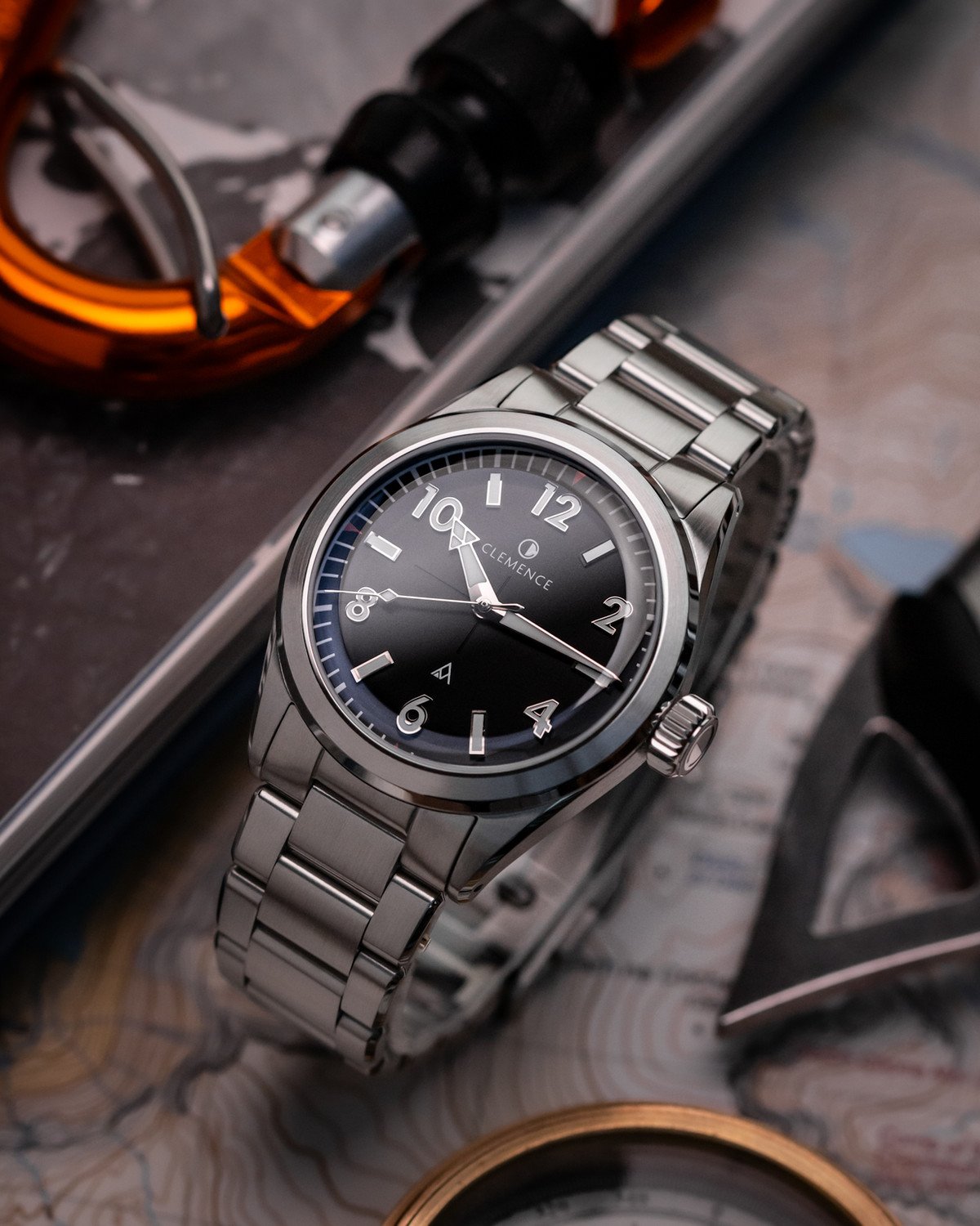 Clemence Munro field watch (official image)