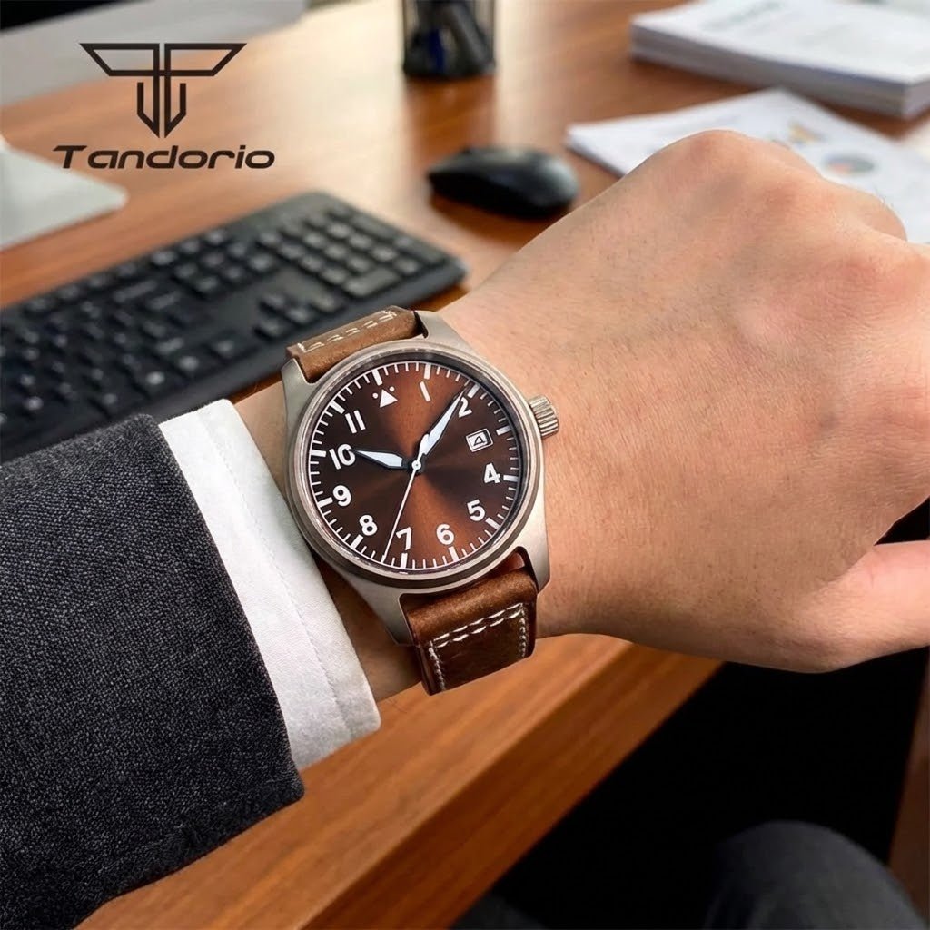 Tandorio Titanium Pilot 39mm field watch alternate angle product photo